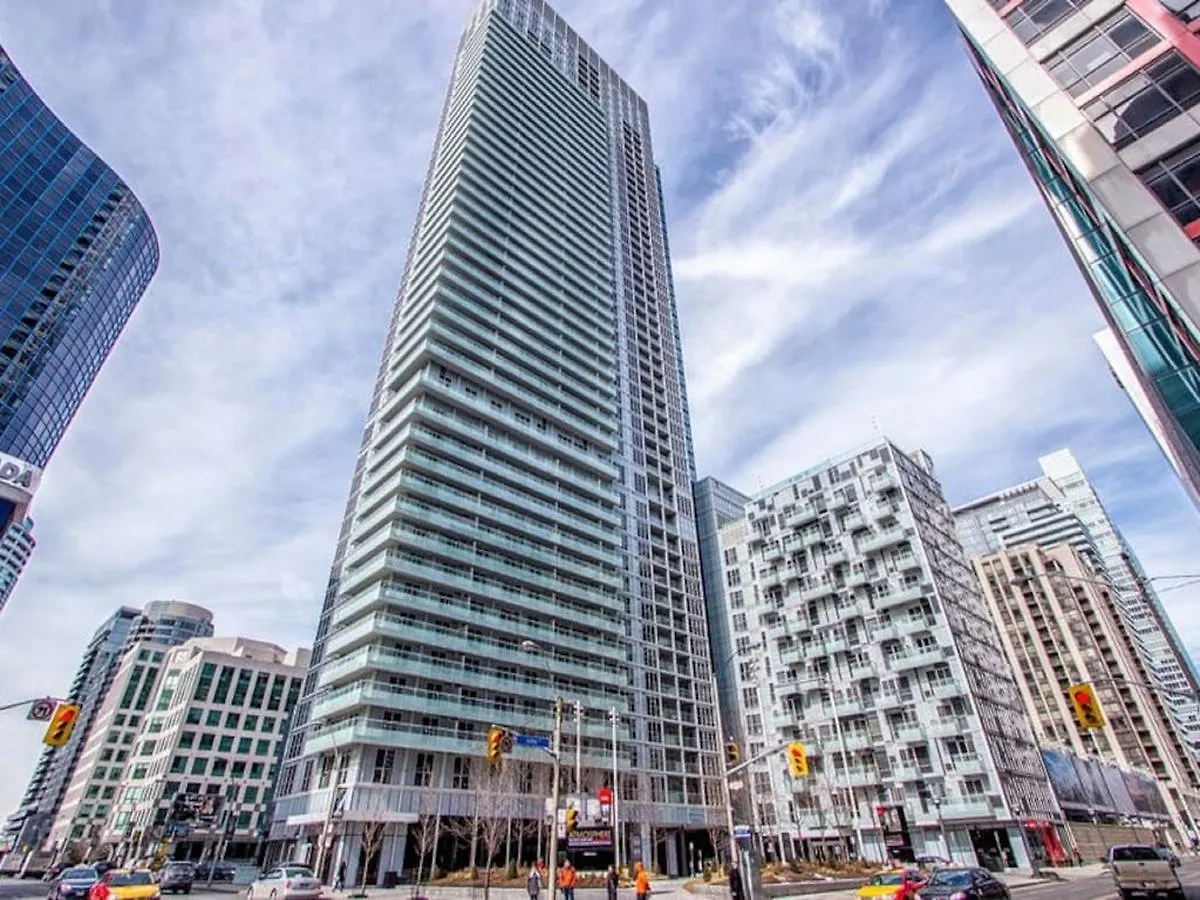 N2N Suites - Downtown Suite Toronto Apartment